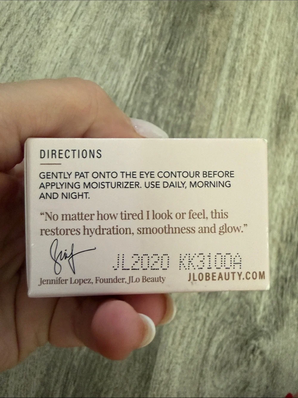 That Fresh Take In A Fierce Eye Cream - Light Pink